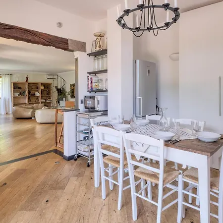 Dom wakacyjny Gorgeous In Prela