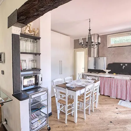 Lovely In Prela With Kitchen Дом отдыха *